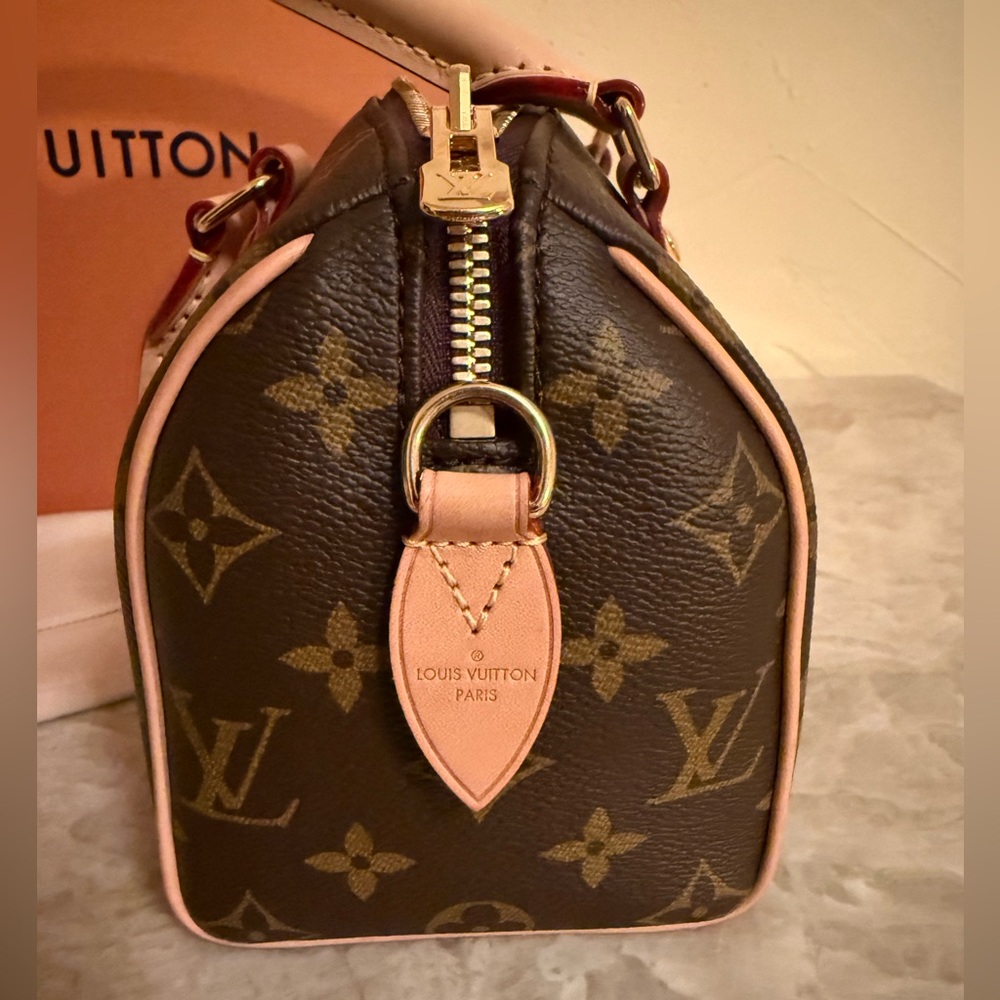 Louis Vuitton Monogram Speedy Bandouliere  20 - Picture 4 of 12